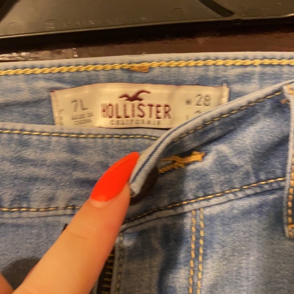 hollister jeans - Picture 3 of 3
